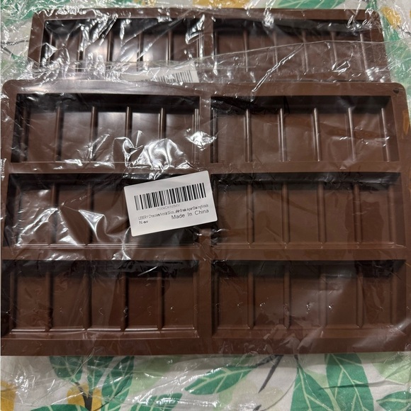 2 Sets of 2-Piece Deep Chocolate Bar Mold Set – Thick Silicone Candy Molds - Picture 3 of 5